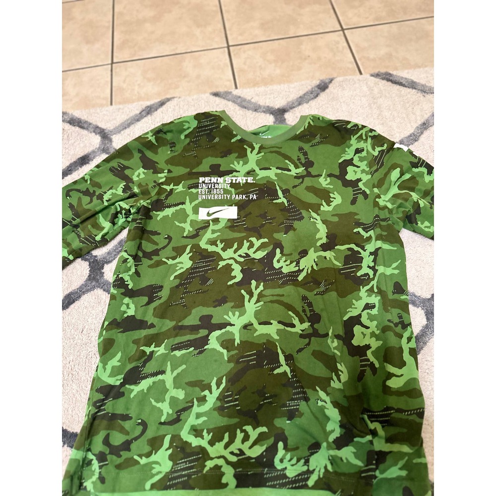 Nike Sweatshirt Men's Size XL Green Camo Penn State Lions Team Logo Long Sleeve